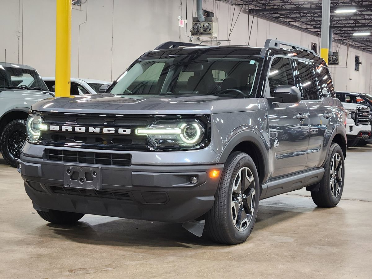 Used 2022 Ford Bronco Sport Outer Banks w/ Tech Package AWD/4WD image 4