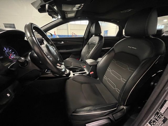 Used 2023 Kia Forte GT-Line w/ GT-Line Premium Package image 21