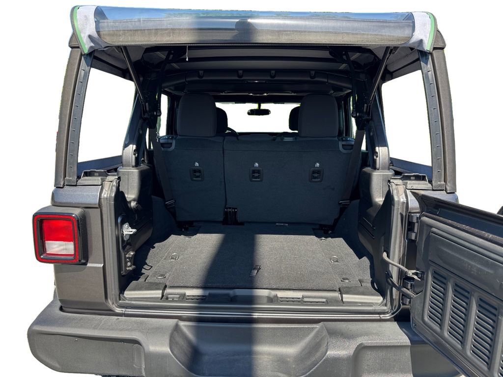 Used 2022 Jeep Wrangler Unlimited Sport AWD/4WD image 14