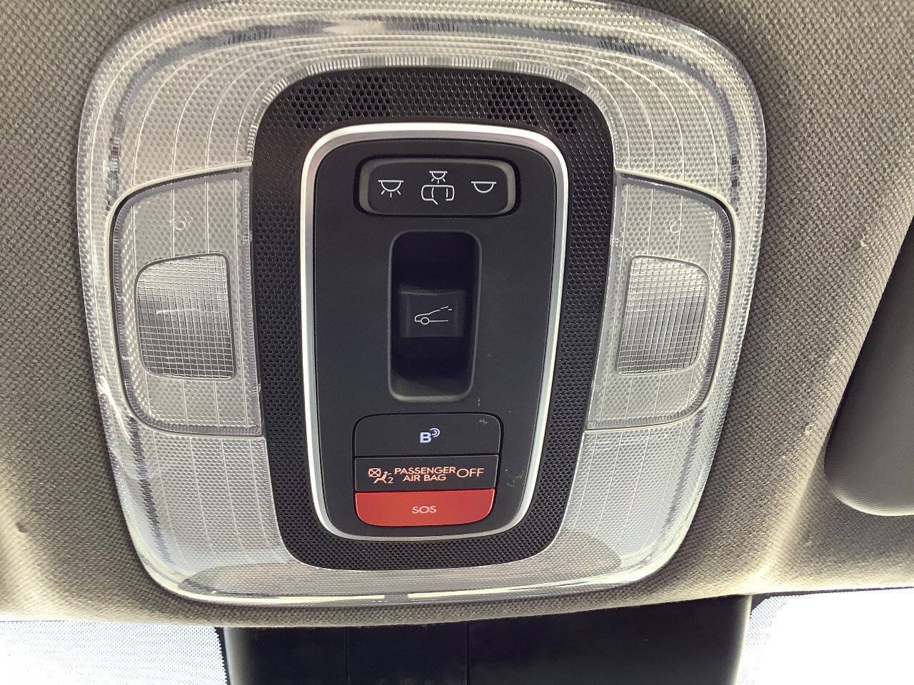 Used 2025 Hyundai Elantra SEL FWD image 45