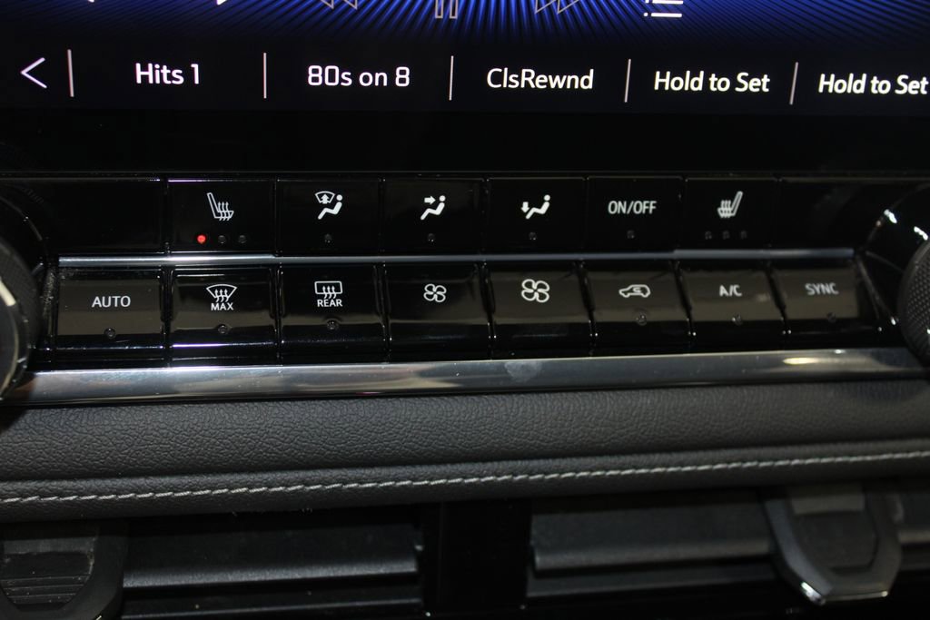 Used 2023 Chevrolet Colorado LT image 41