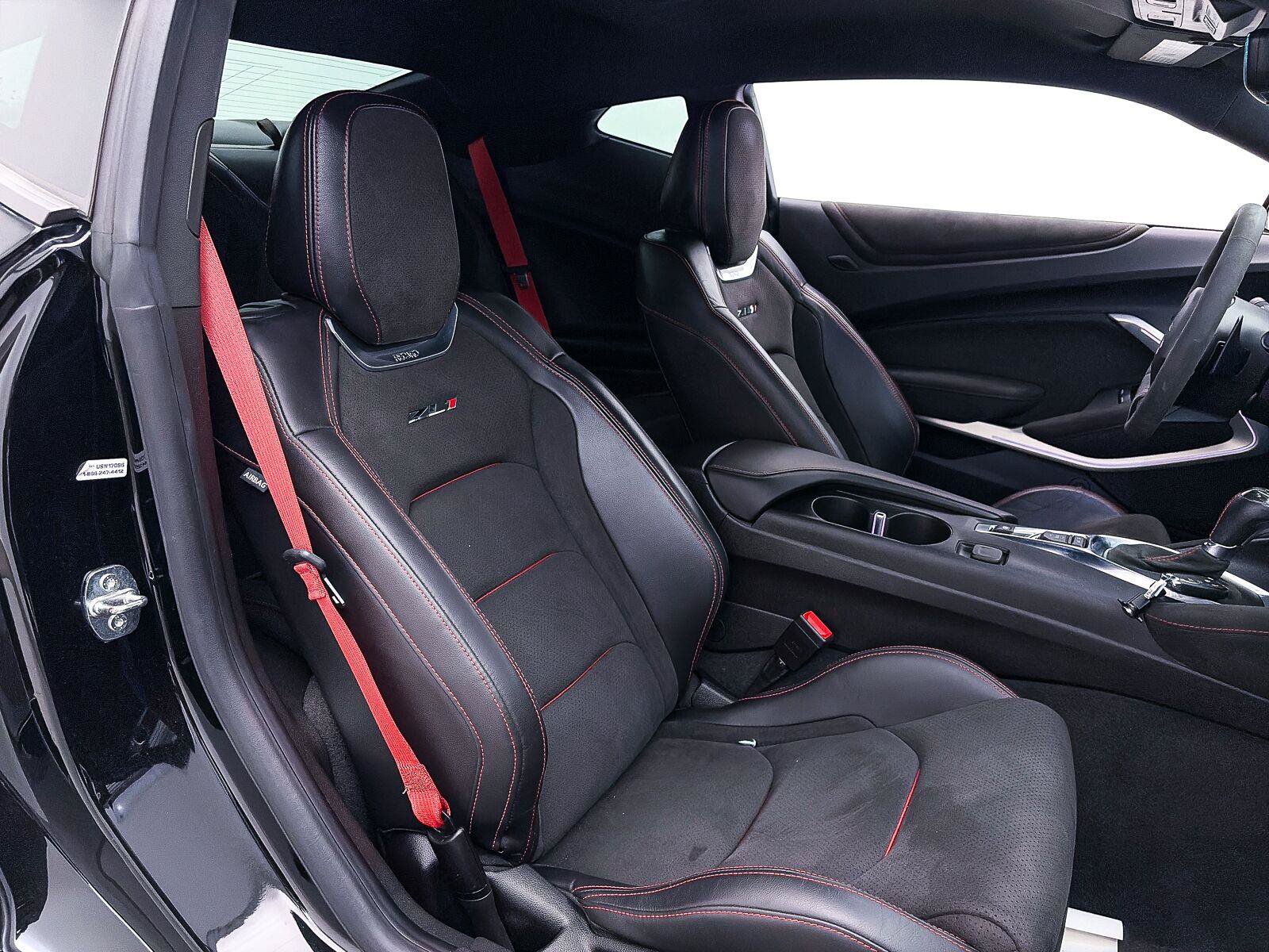 Used 2022 Chevrolet Camaro ZL1 w/ LPO, ZL1 Protection Package RWD image 42