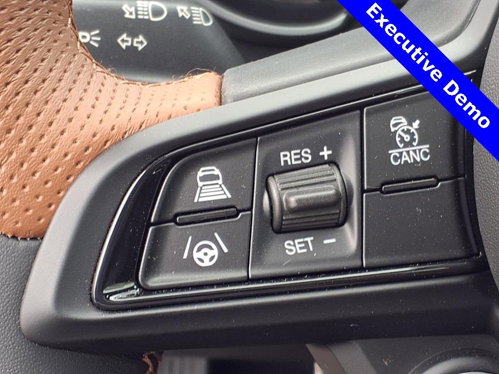 New 2025 Alfa Romeo Giulia w/ Driving Assist Package image 19