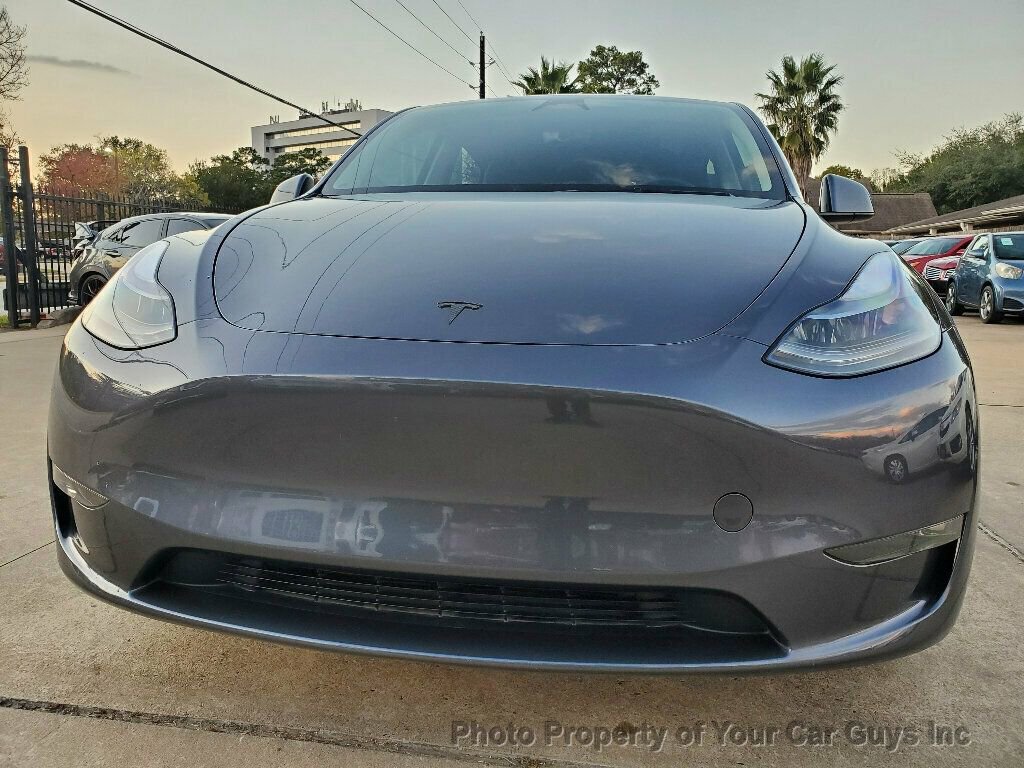 Used 2023 Tesla Model Y Performance image 5