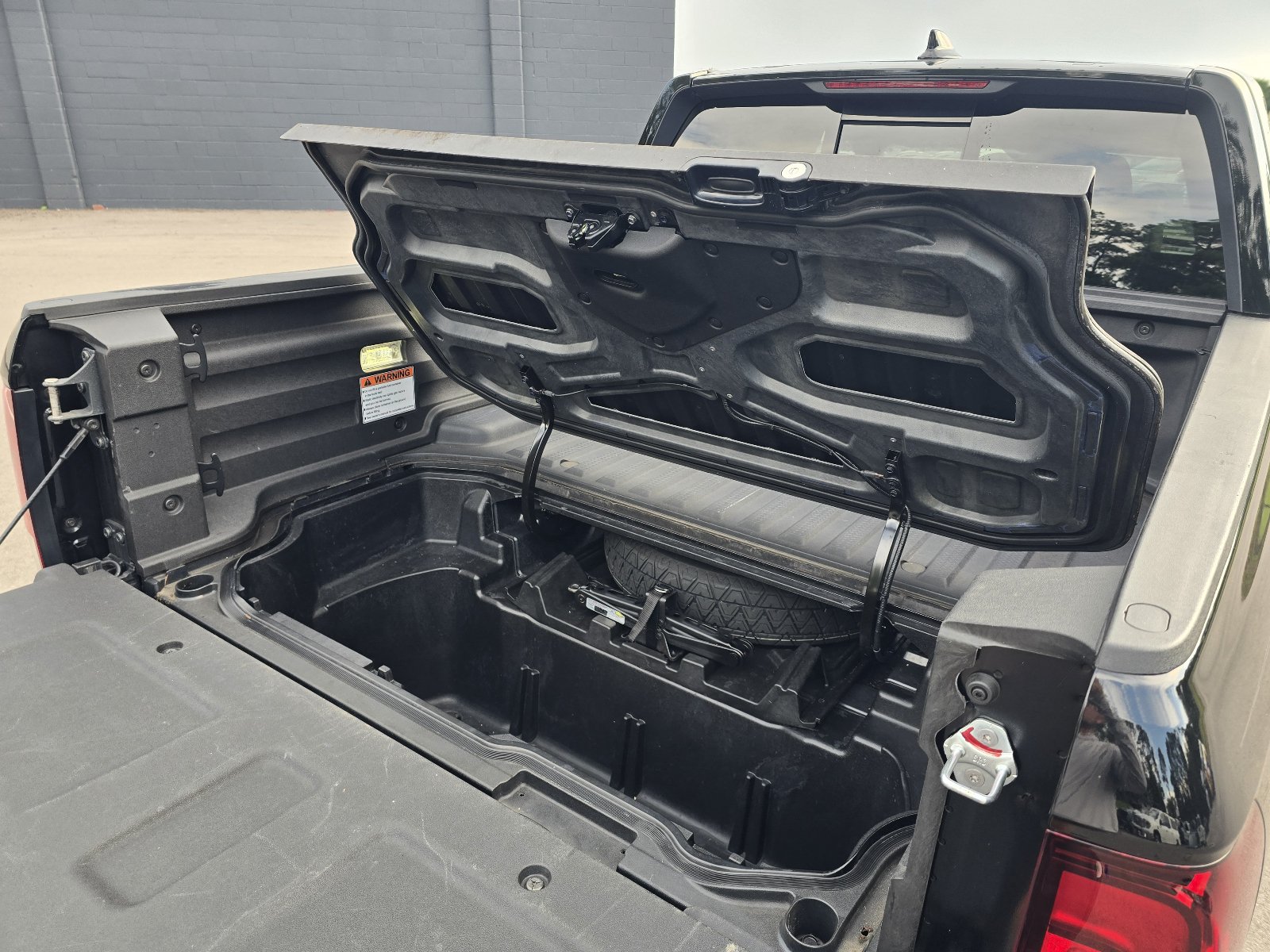 Used 2023 Honda Ridgeline RTL-E image 13