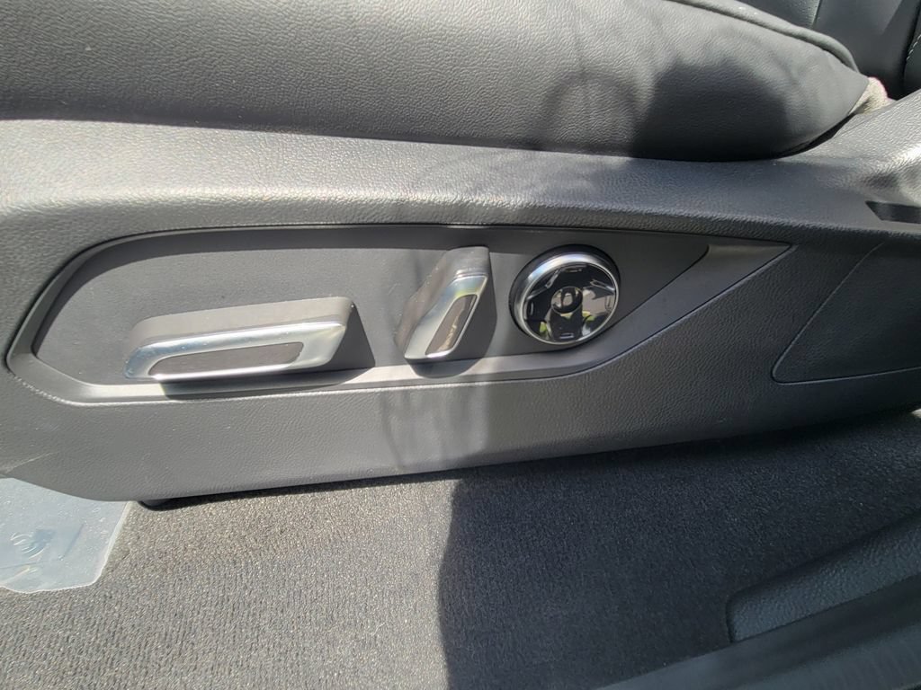 Certified 2026 Acura MDX w/ Technology Package FWD image 19
