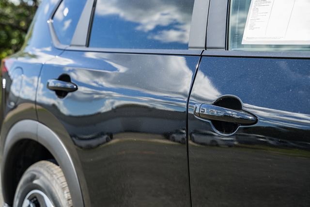 New 2026 Nissan Rogue SV image 16