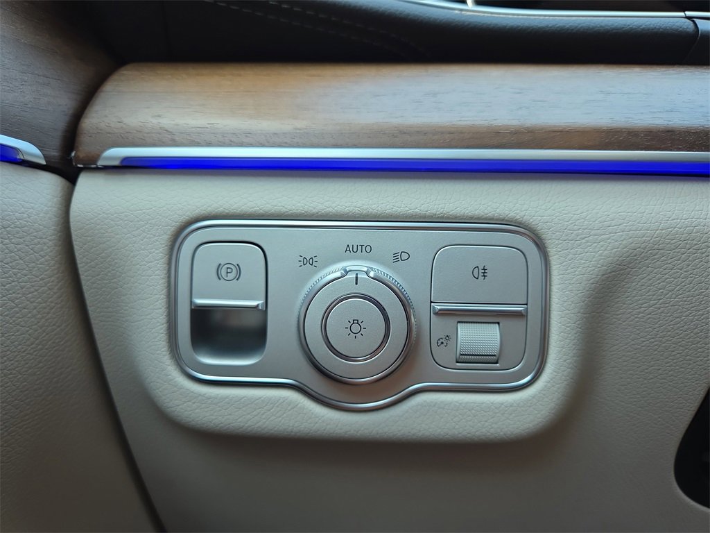 New 2025 Mercedes-Benz GLS 450 4MATIC image 27