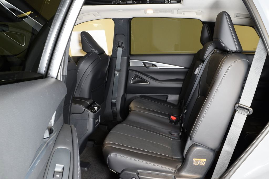 New 2027 INFINITI QX60 Luxe w/ Cargo Package AWD/4WD image 28