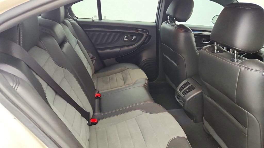 Used 2018 Ford Taurus SHO w/ Driver Assist Package AWD/4WD image 24