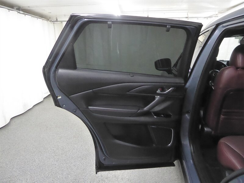 Used 2021 MAZDA CX-9 Carbon Edition AWD/4WD image 32