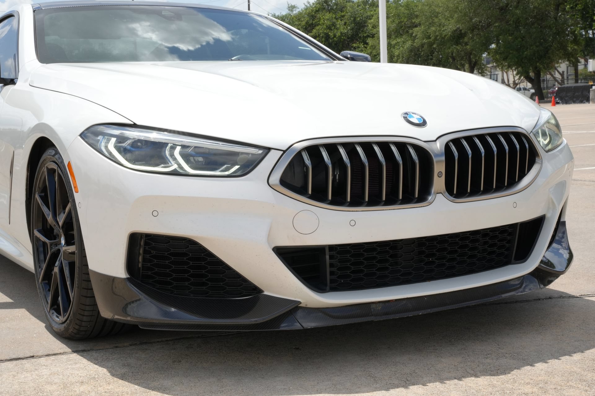 Used 2021 BMW M850i xDrive Coupe w/ Driving Assistance Package AWD/4WD image 28