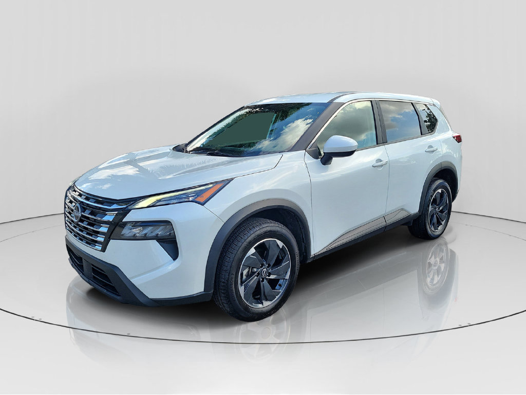 Used 2025 Nissan Rogue SV AWD/4WD image 3