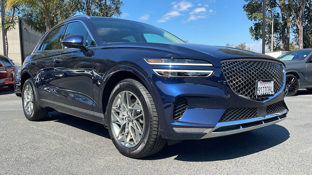 Used 2025 Genesis GV70 2.5T w/ Select Package image 5