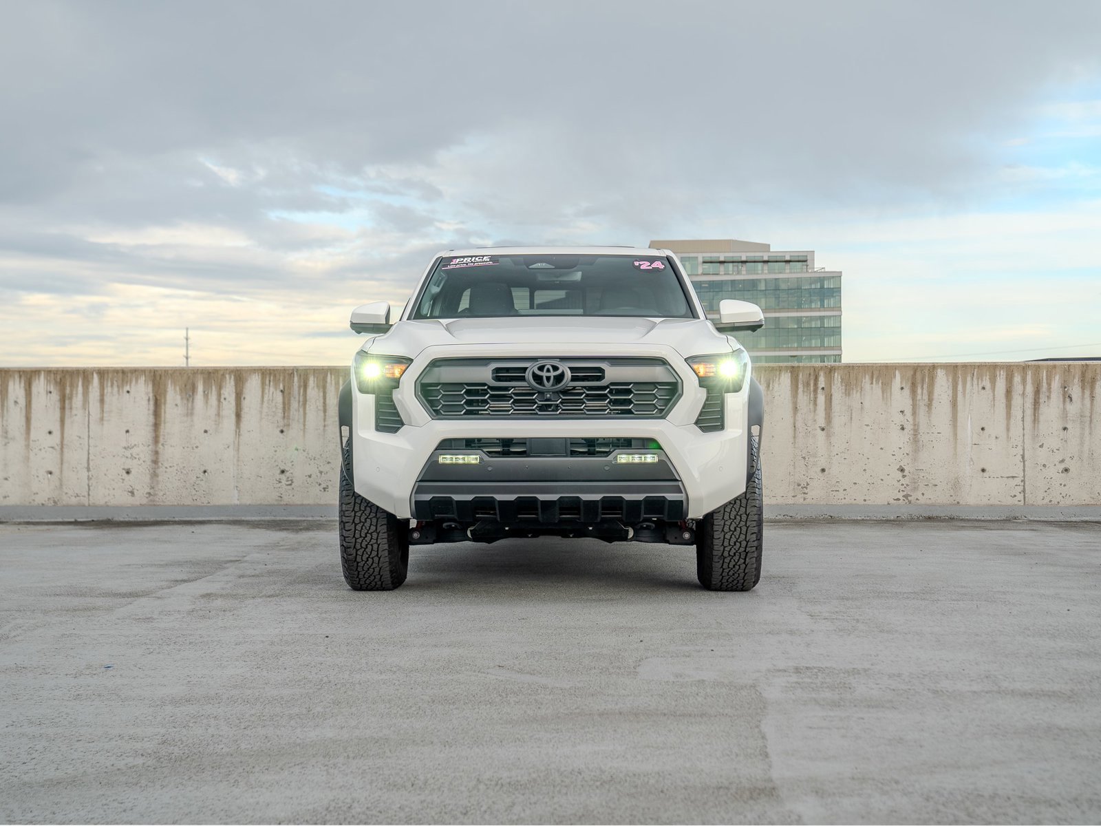 Used 2024 Toyota Tacoma TRD Off-Road w/ TRD Off Road Premium Package AWD/4WD image 2