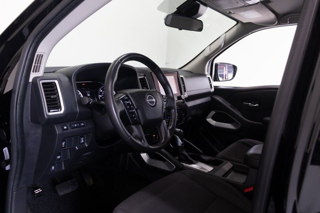 Used 2024 Nissan Frontier SV w/ SV Convenience Package RWD image 19