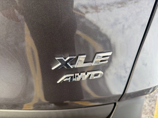 Used 2022 Toyota RAV4 XLE image 42