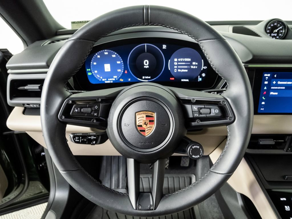 Certified 2024 Porsche Macan 4 Electric AWD/4WD image 9