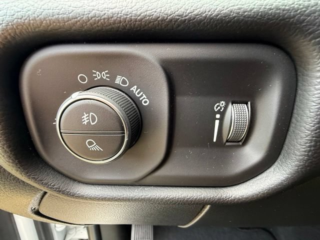 Used 2026 RAM 2500 Big Horn AWD/4WD image 14