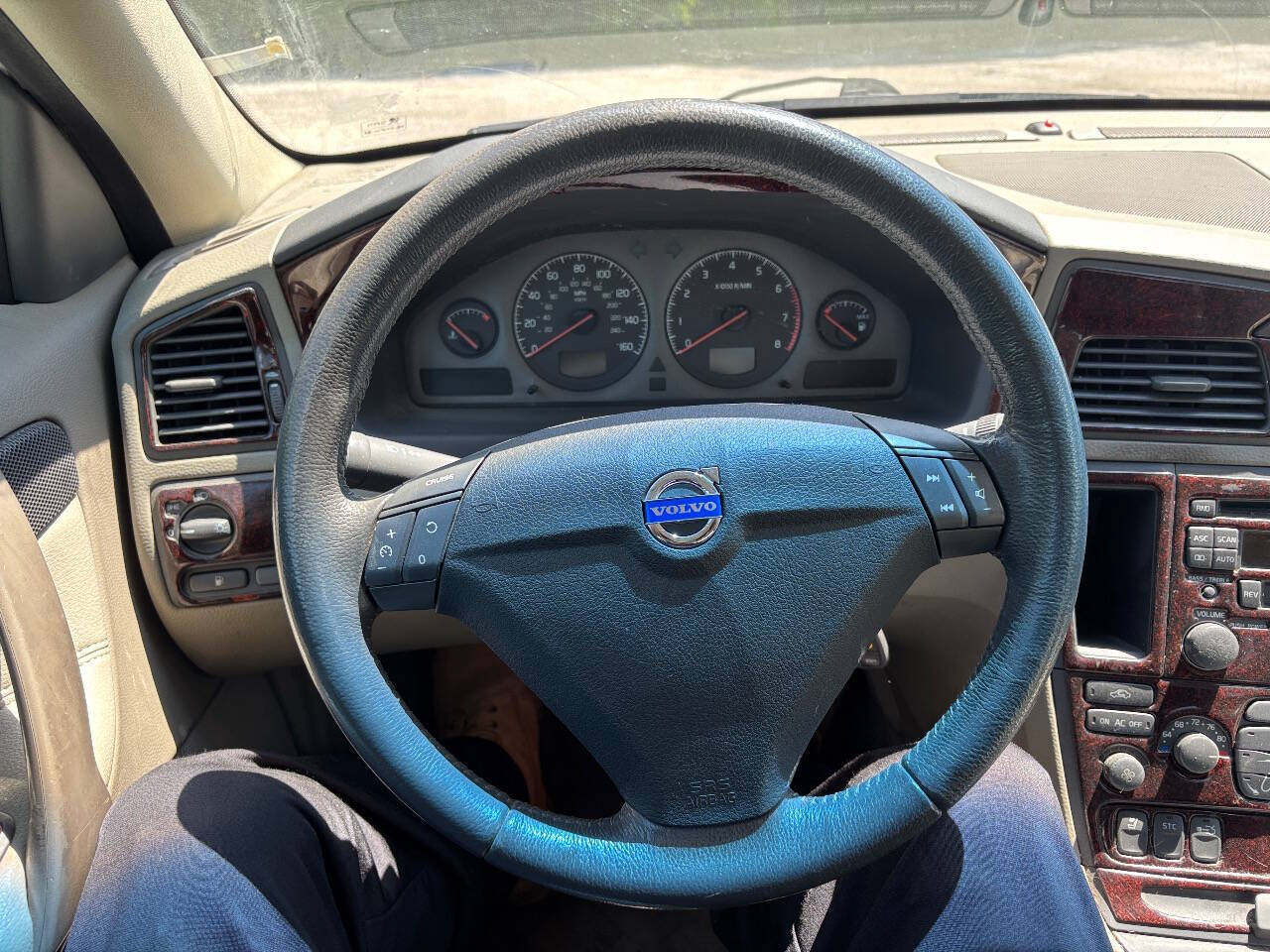 Used 2002 Volvo S60 2.4T FWD image 10