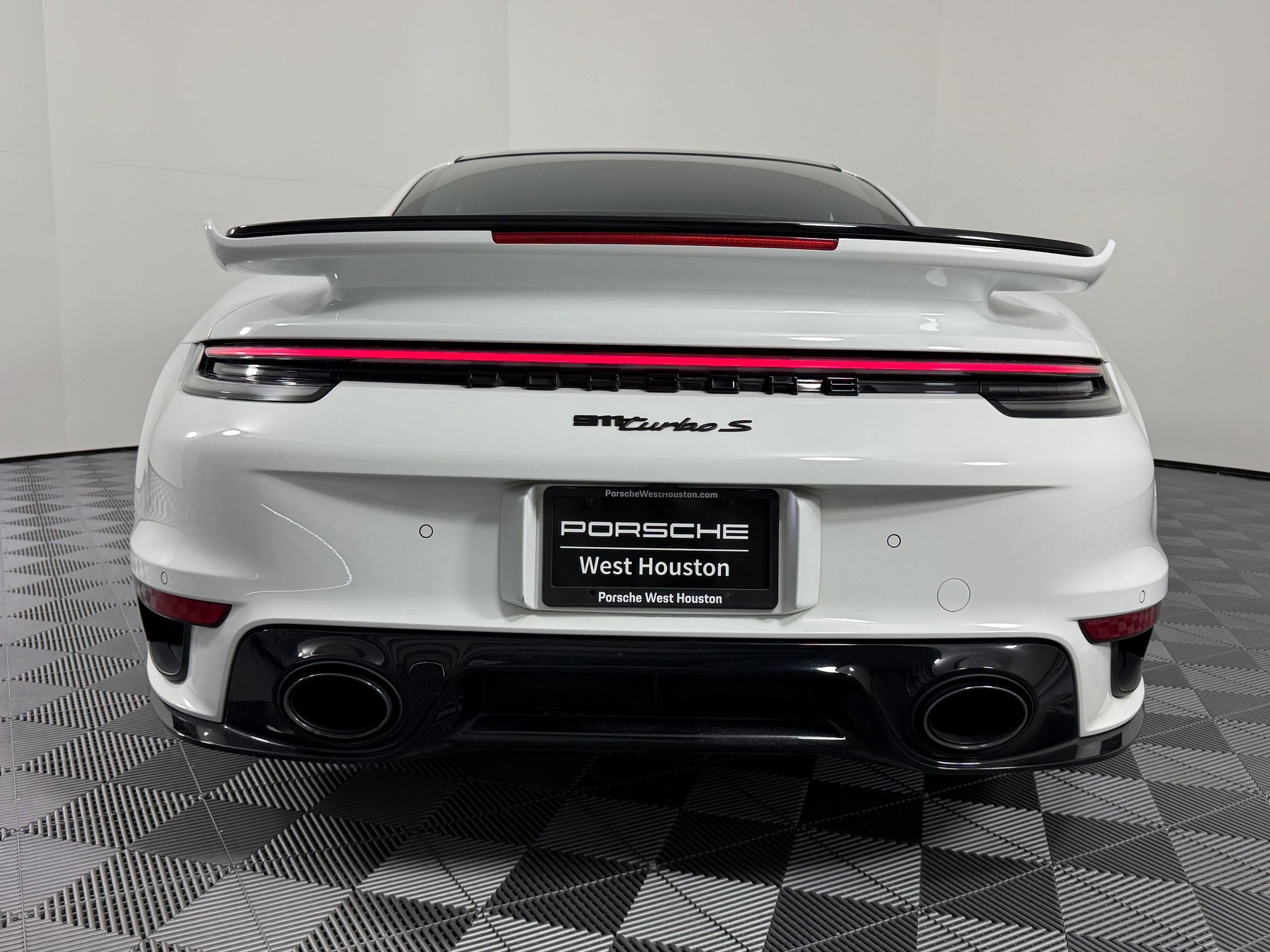 Certified 2022 Porsche 911 Turbo S image 10