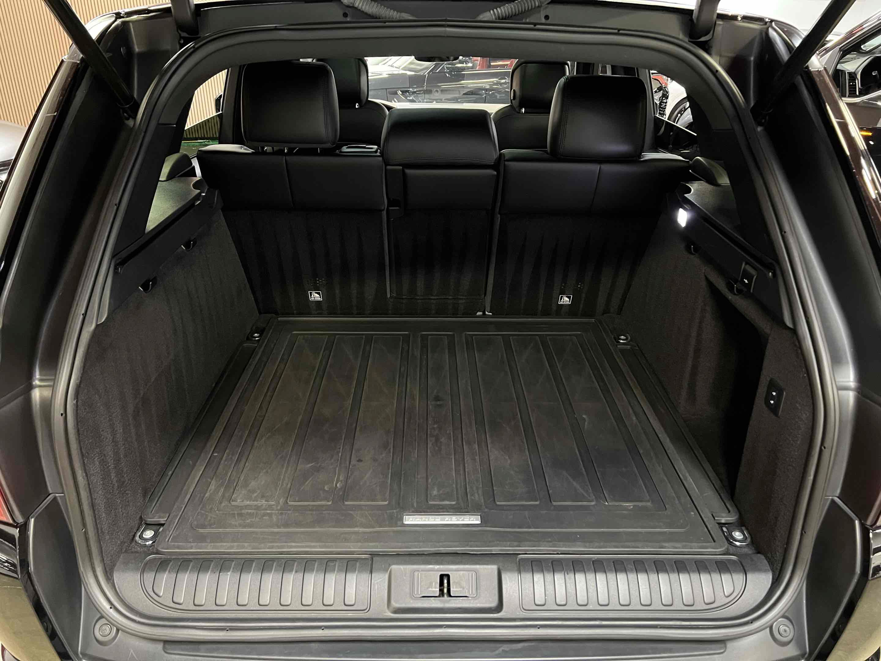 Used 2019 Land Rover Range Rover Sport HSE AWD/4WD image 75