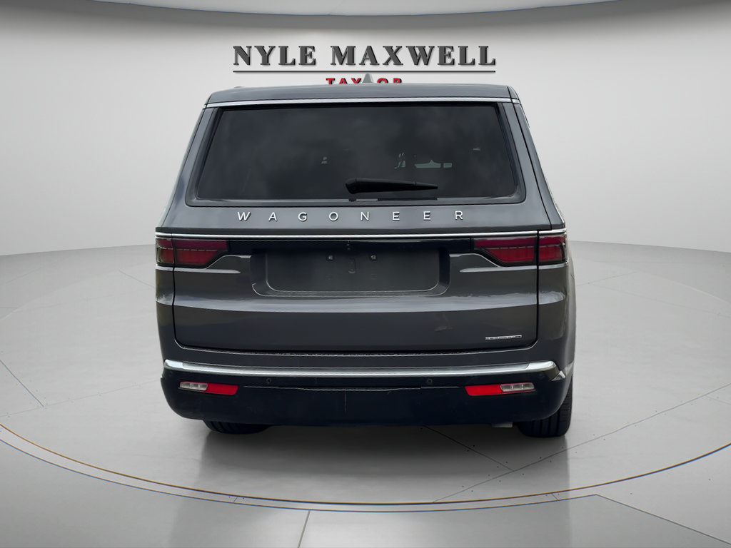 Used 2022 Jeep Wagoneer Series II w/ Premium Group I RWD image 6