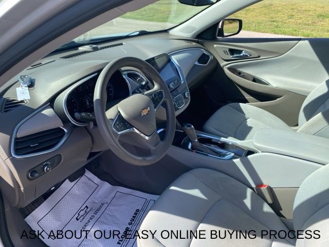 Used 2020 Chevrolet Malibu LT image 12