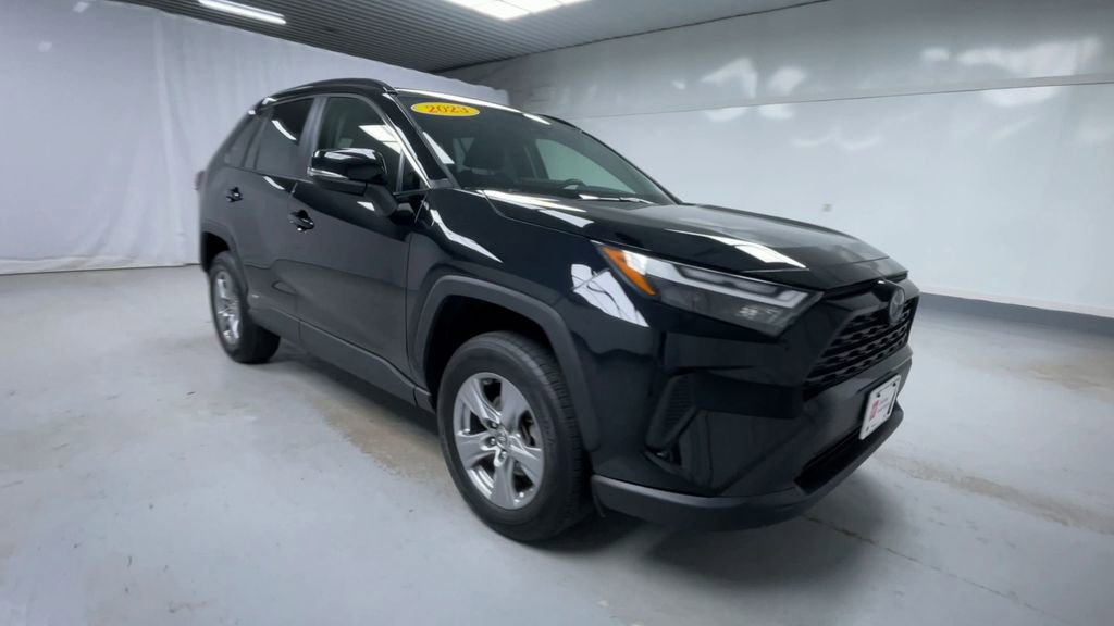 Certified 2023 Toyota RAV4 XLE image 18
