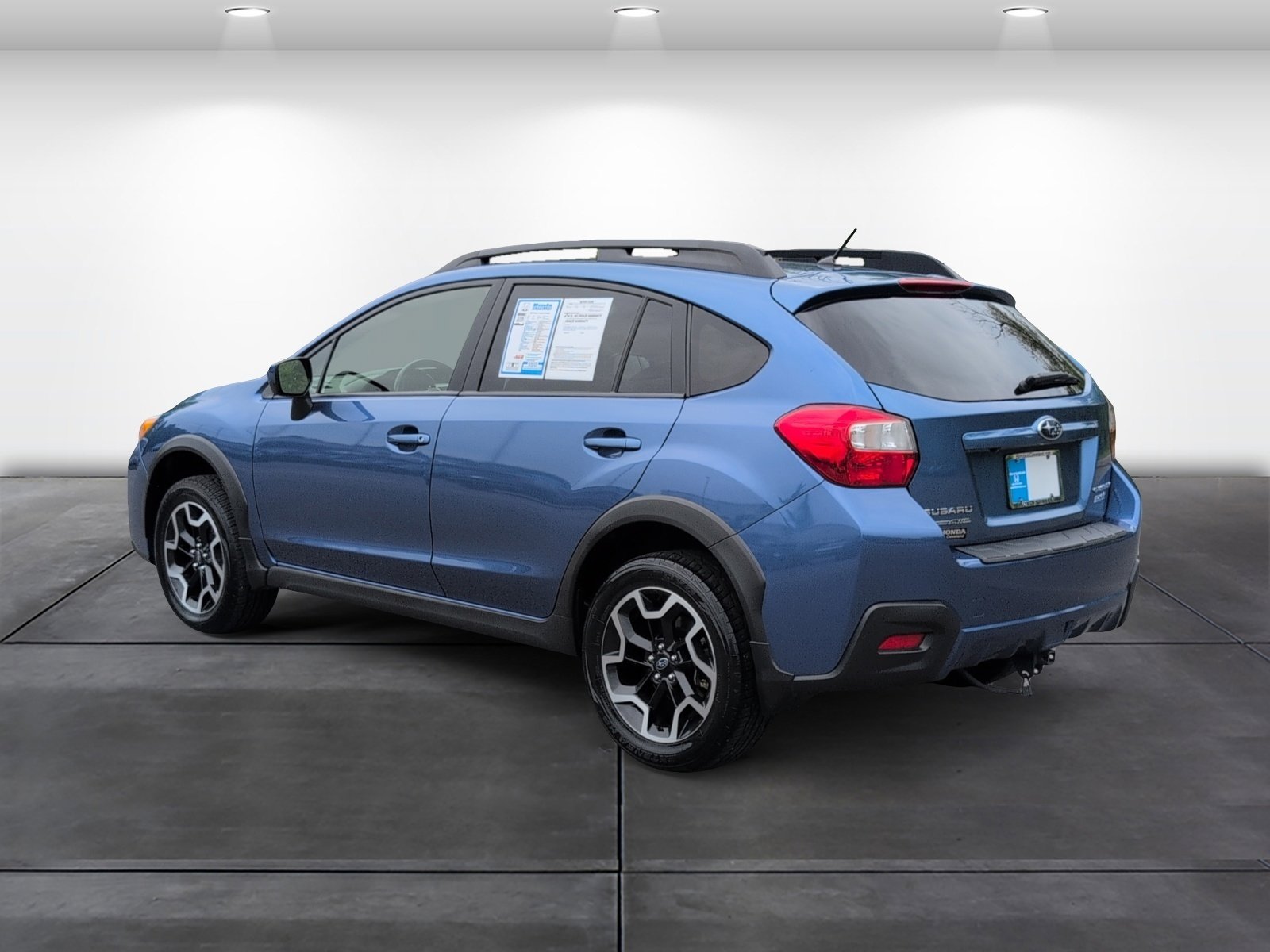 Used 2017 Subaru Crosstrek 2.0i Premium w/ Popular Package #1 AWD/4WD image 3