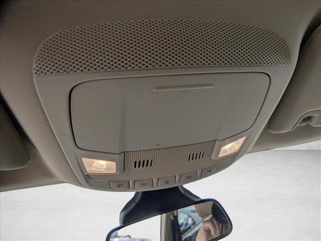 Used 2021 Ford Edge SE image 17