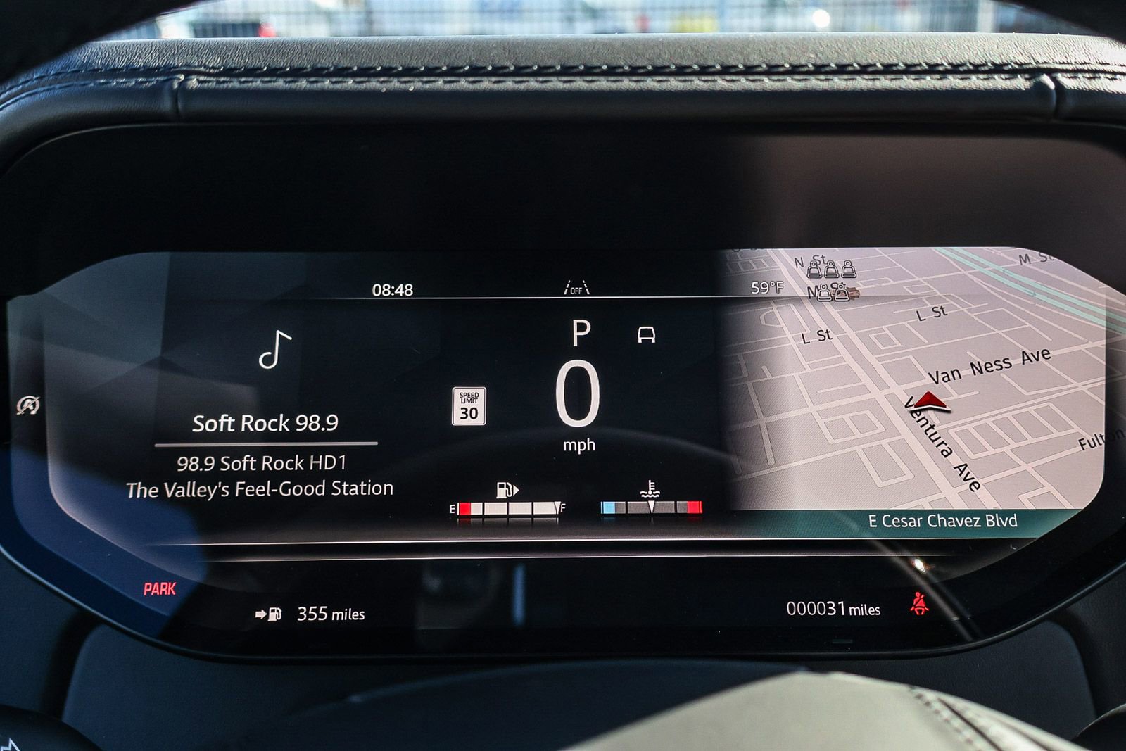 New 2026 Land Rover Range Rover Long Wheelbase SE image 33