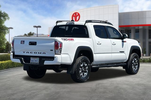 Certified 2023 Toyota Tacoma TRD Off-Road w/ Technology Package AWD/4WD image 5