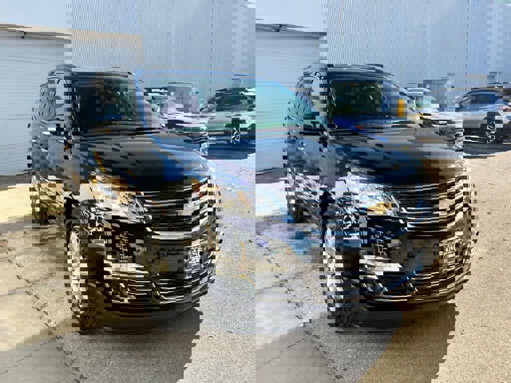 Used 2017 Chevrolet Traverse Premier image 8