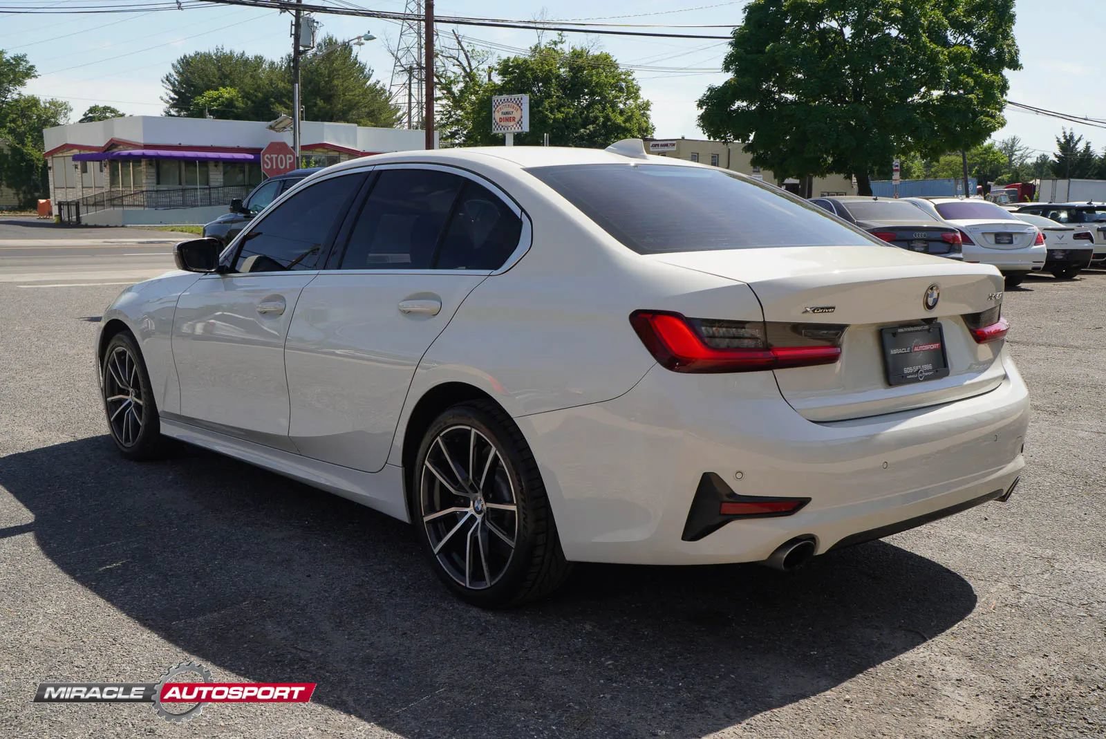 Used 2019 BMW 330i xDrive Sedan w/ Convenience Package AWD/4WD image 5