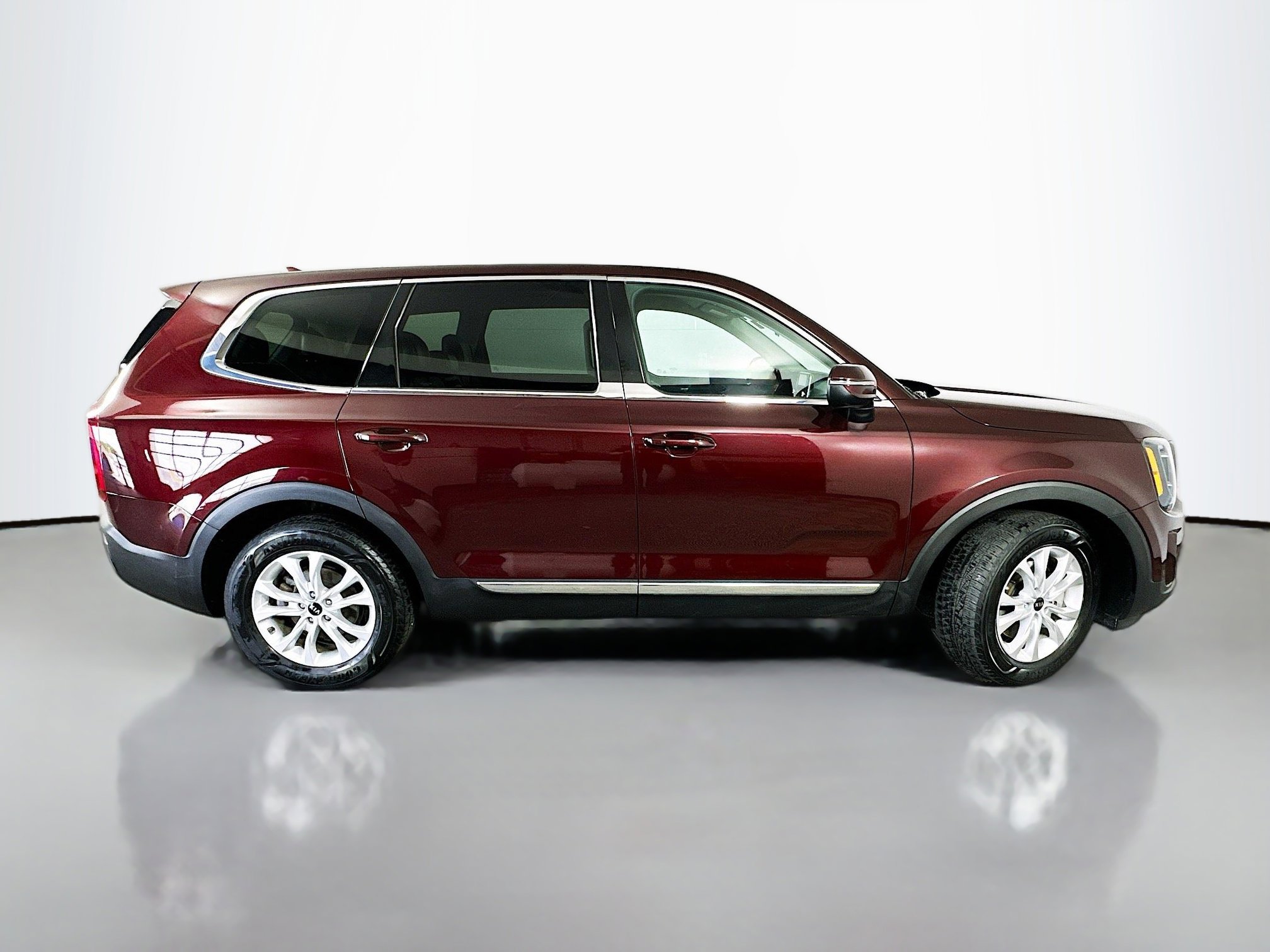 Used 2021 Kia Telluride LX FWD image 8