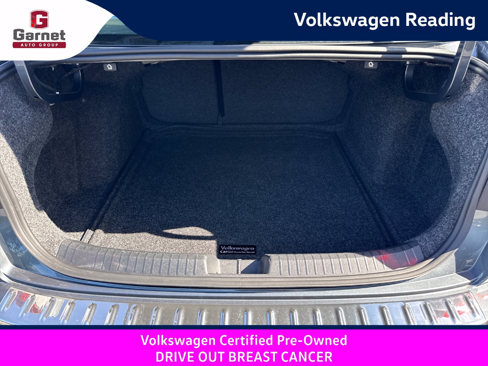 Certified 2025 Volkswagen Jetta SE FWD image 24