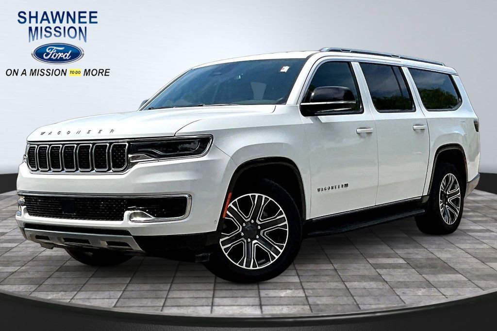 Used 2024 Jeep Wagoneer L Series II w/ Flexible Seating Group AWD/4WD image 1