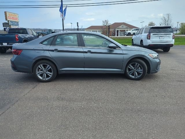 Used 2024 Volkswagen Jetta SE FWD image 27