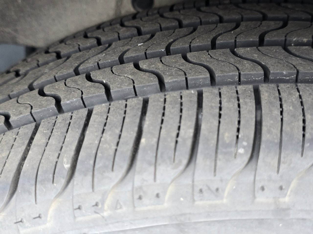 Used 2023 Toyota Corolla Cross XSE w/ Convenience Package image 23