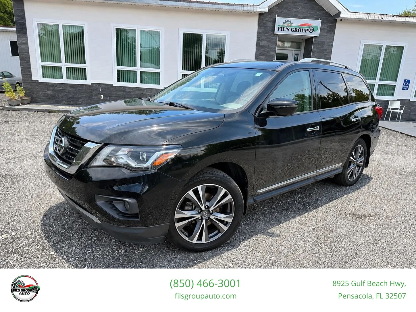 Used 2019 Nissan Pathfinder Platinum AWD/4WD image 1
