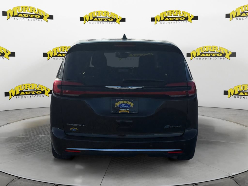Used 2024 Chrysler Pacifica Limited FWD image 4