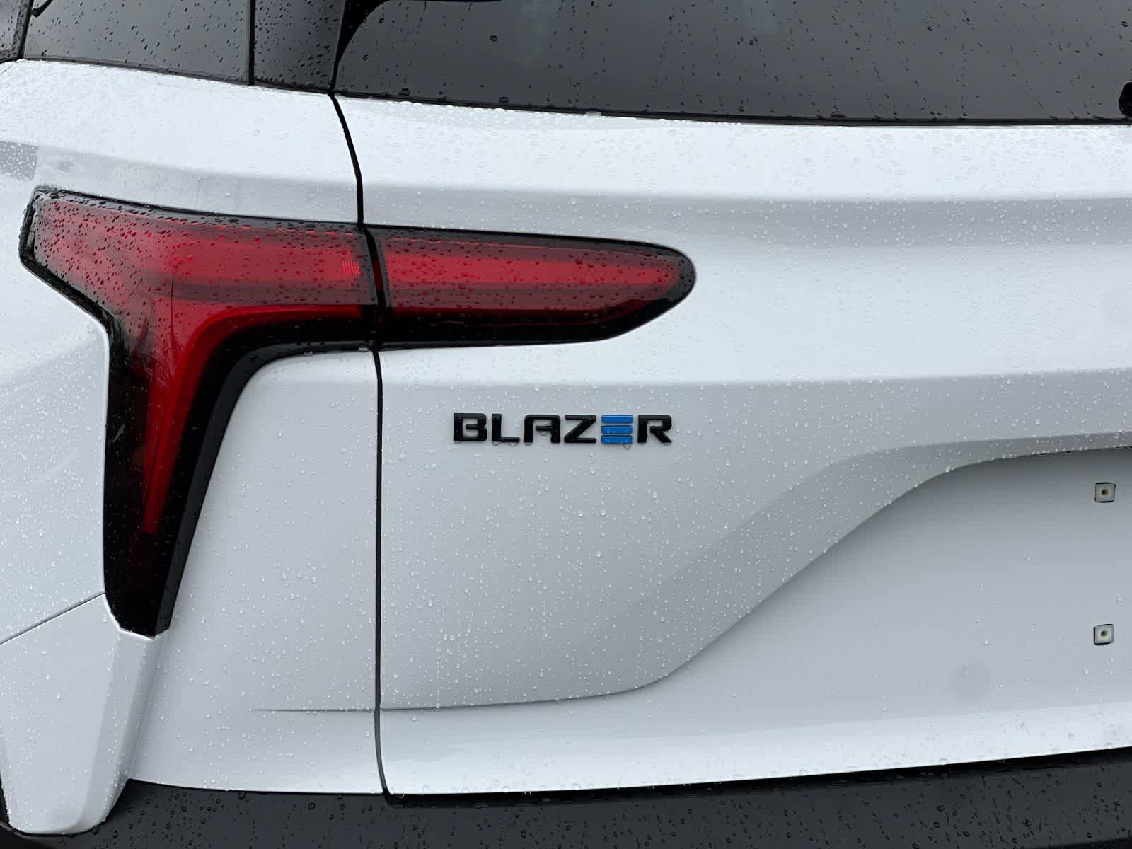 New 2026 Chevrolet Blazer EV LT image 26