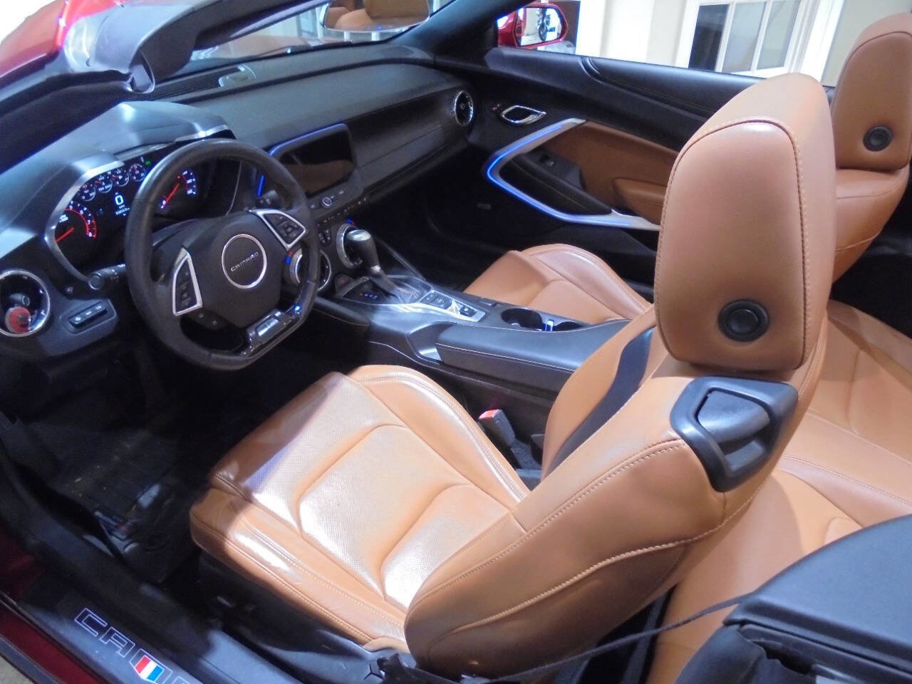 Used 2016 Chevrolet Camaro LT image 11