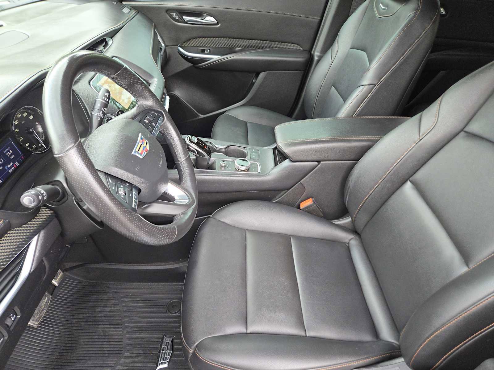 Used 2020 Cadillac XT4 Sport w/ Driver Awareness Package AWD/4WD image 14