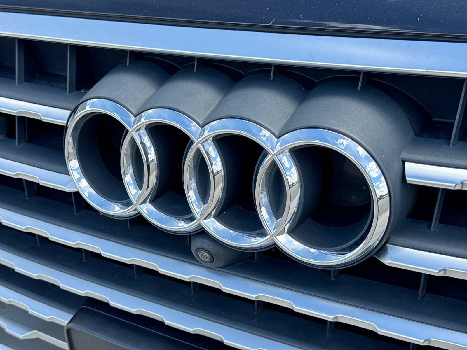 Used 2018 Audi Q7 3.0T Prestige w/ Prestige Package AWD/4WD image 15