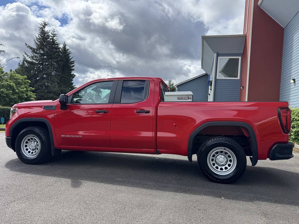Used 2019 GMC Sierra 1500 2WD Double Cab w/ Convenience Package image 5