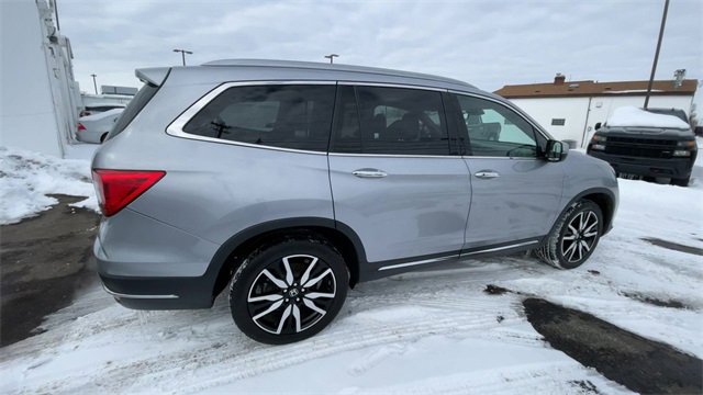 Used 2022 Honda Pilot Touring image 2