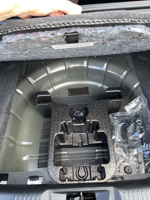 Used 2025 Ford Mustang Premium image 28