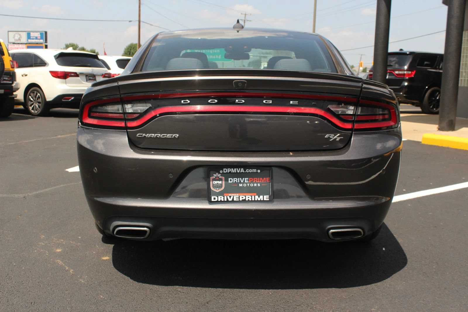 Used 2018 Dodge Charger R/T RWD image 7